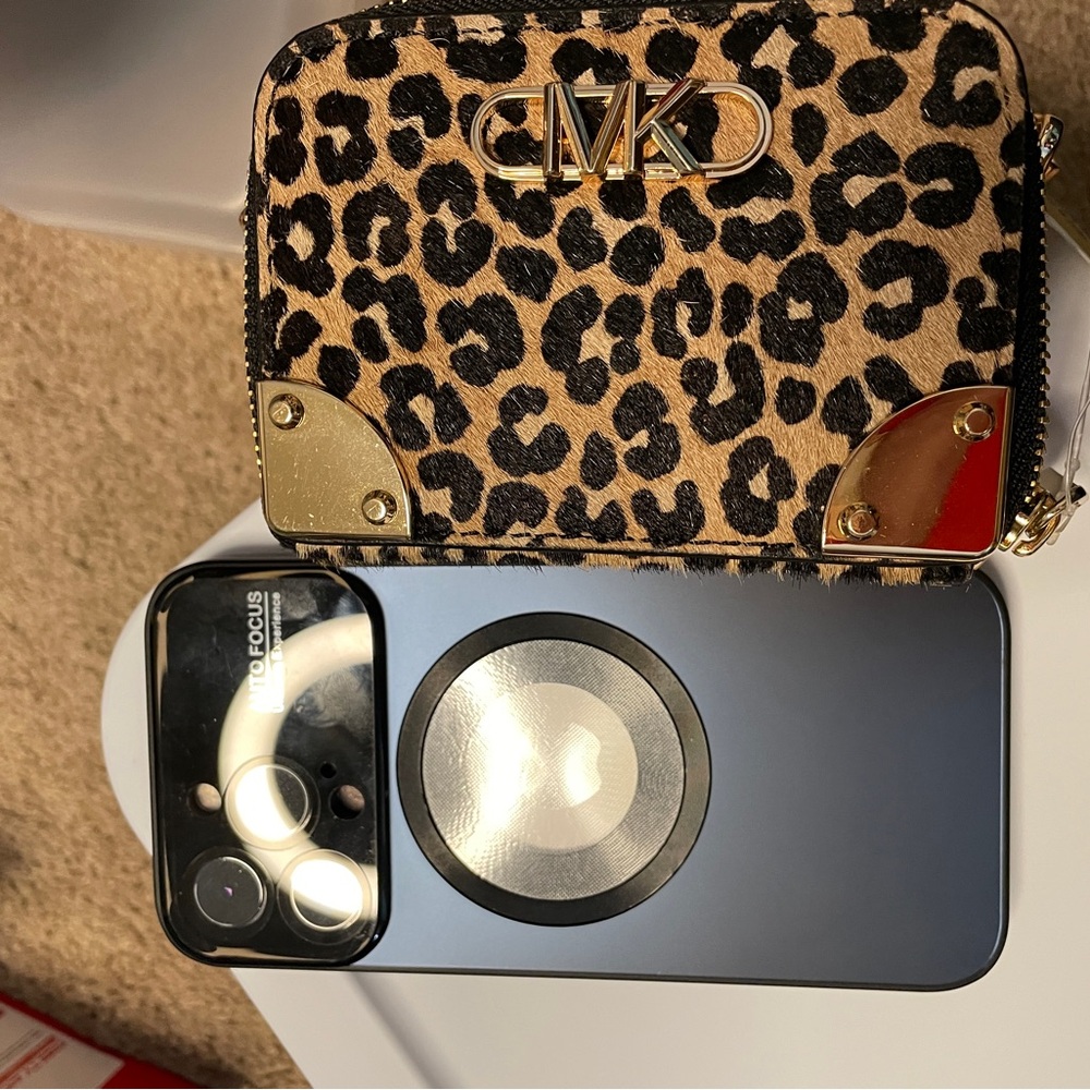 Michael Kors Estelle Micro Trunk Crossbody - Picture 7 of 8